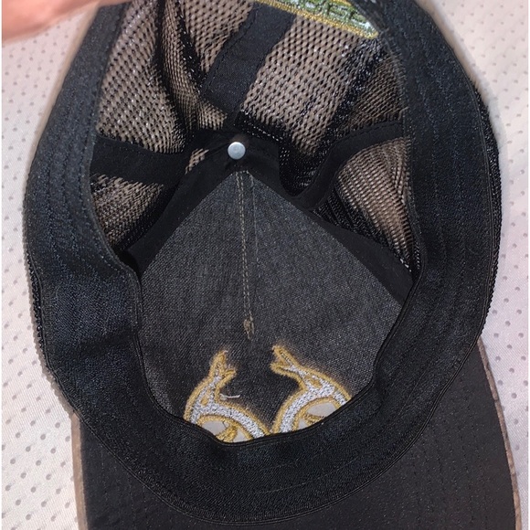 REALTREE camouflage hat with gold antlers on front mesh back elastic band L/XL - Picture 8 of 8